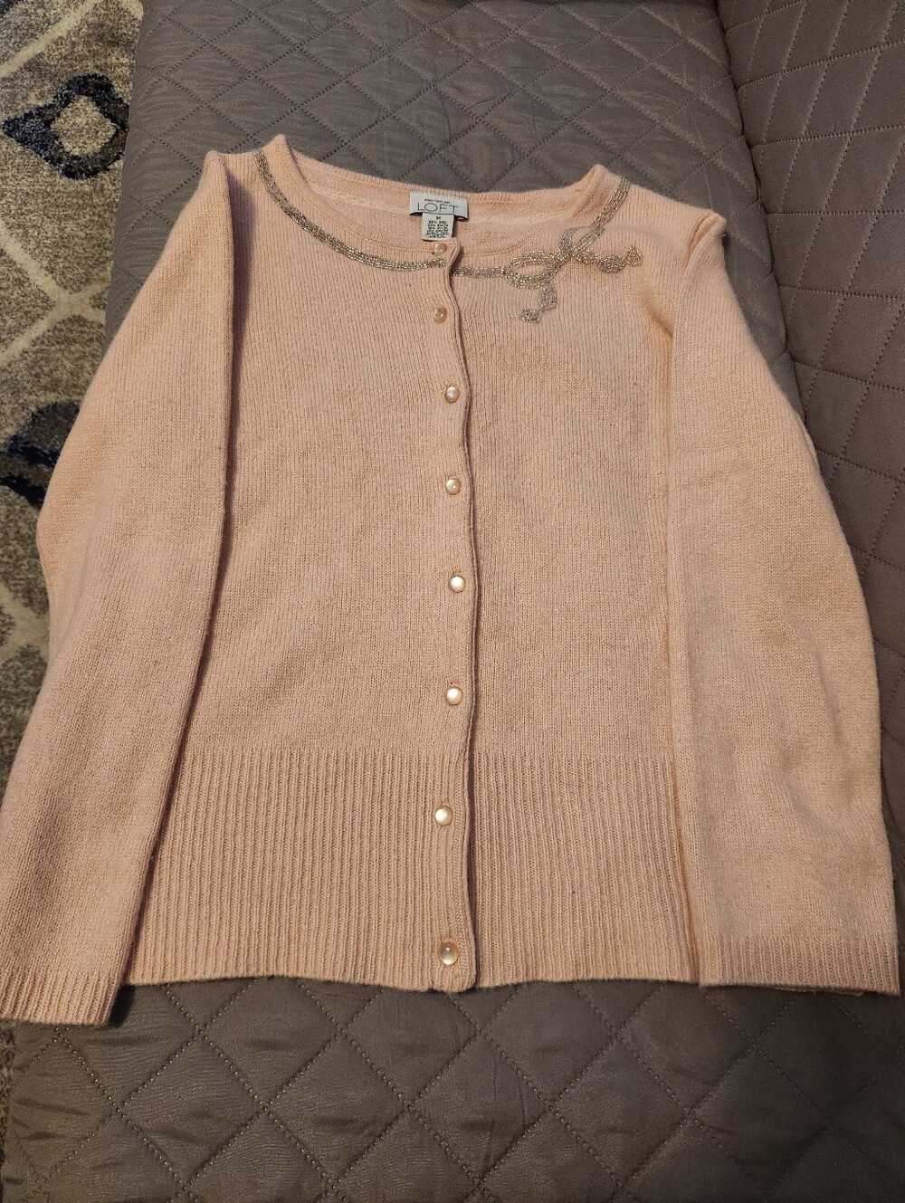 Ann Taylor LOFT Wool Angora Cashmere Blend Pink Beaded Sweater Size Medium